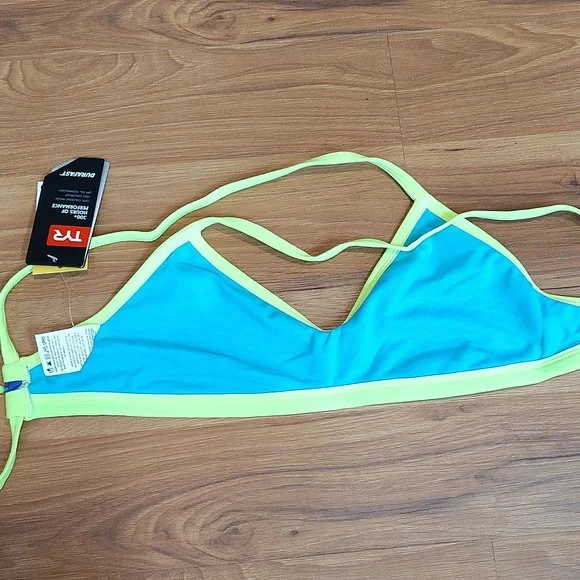 TYR Ladies Swim Top,  Ladies X-Small, Swimwear - Picture 5 of 6